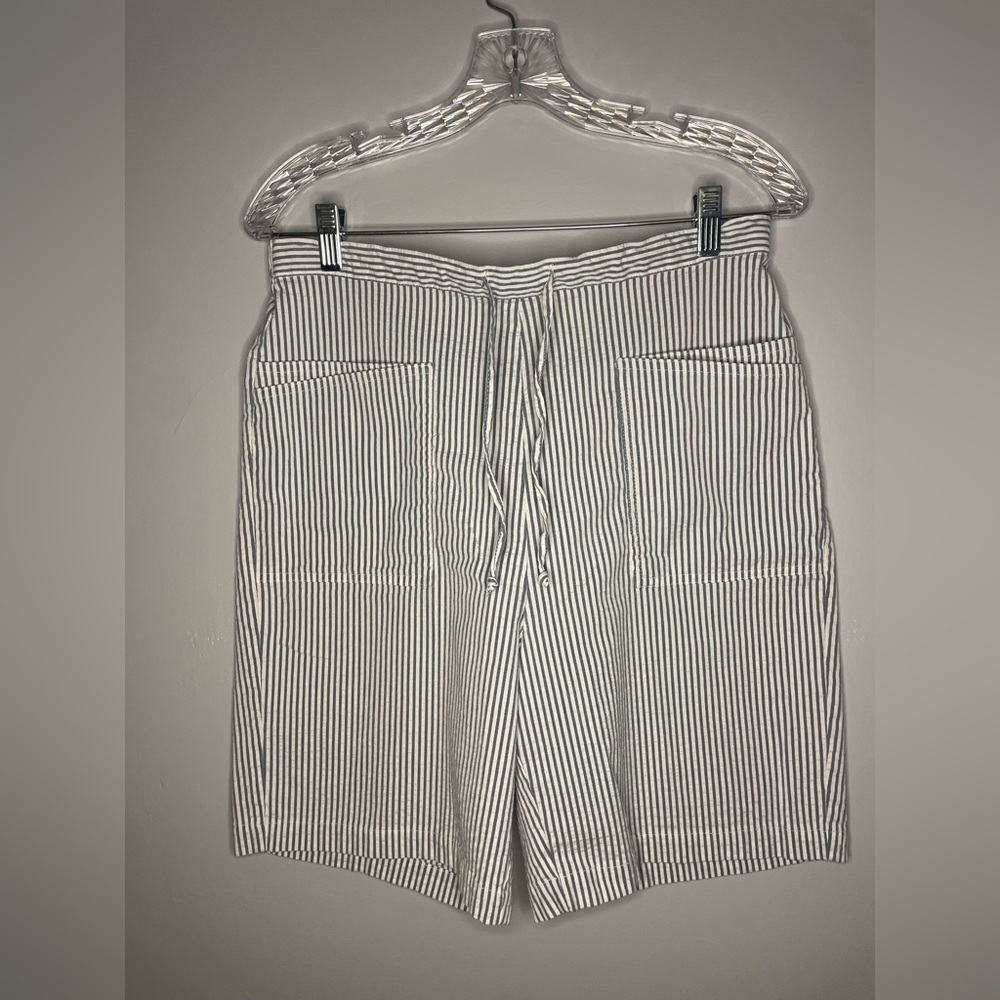 Denim & Co Vintage Blue White Stripe Shorts 4 Pockets Elastic Waist 7" Inseam - Picture 4 of 16